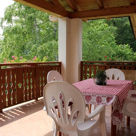 Appartamento Vacanze Bordala Ronzo-Chienis Bagian luar foto