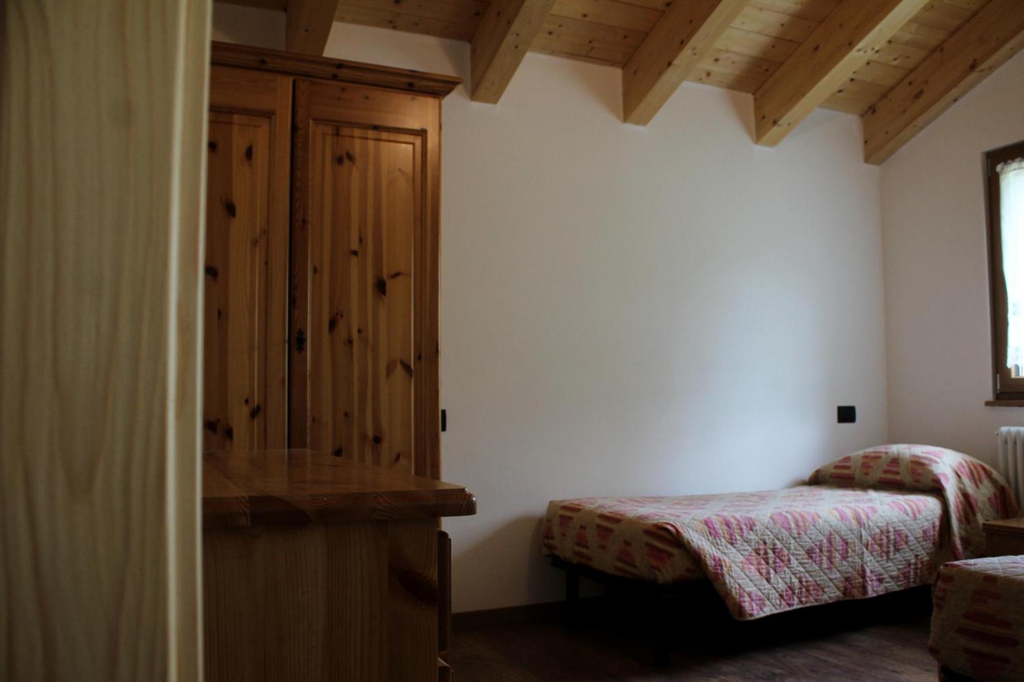 Appartamento Vacanze Bordala Ronzo-Chienis Bagian luar foto